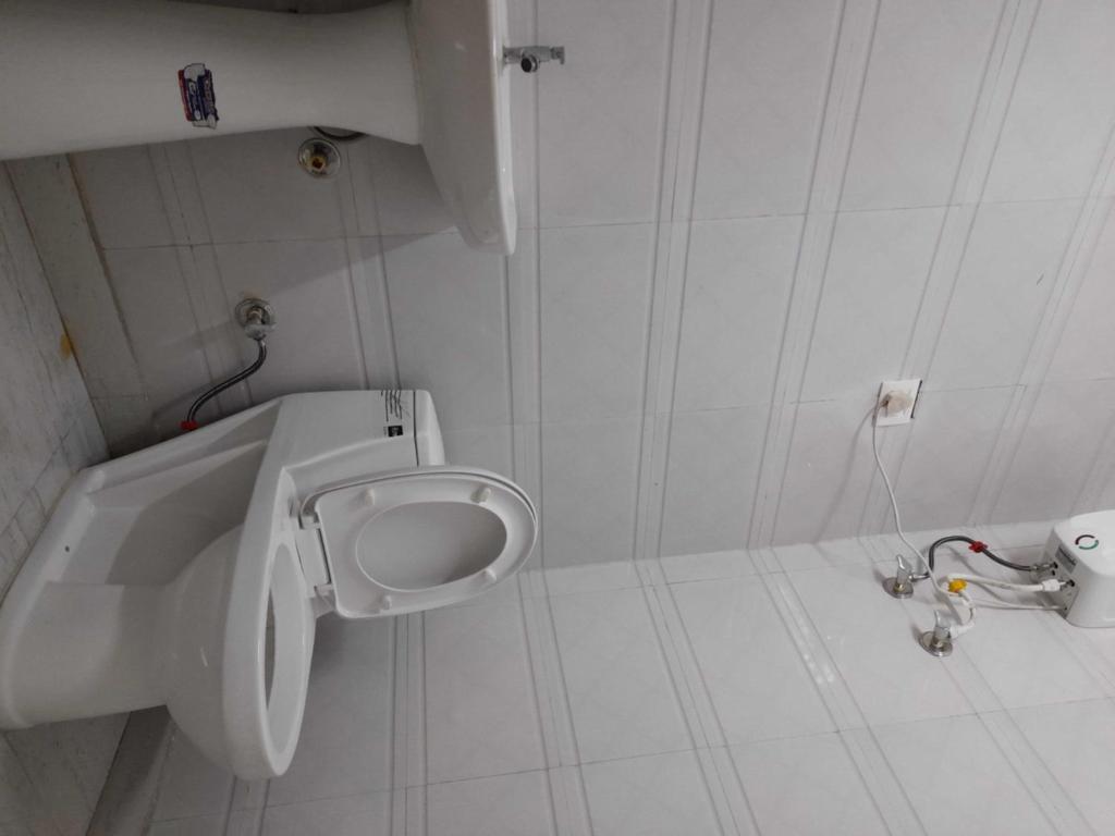 Нойда: Oyo Shri Hotel Vip Near Worlds Of Wonder