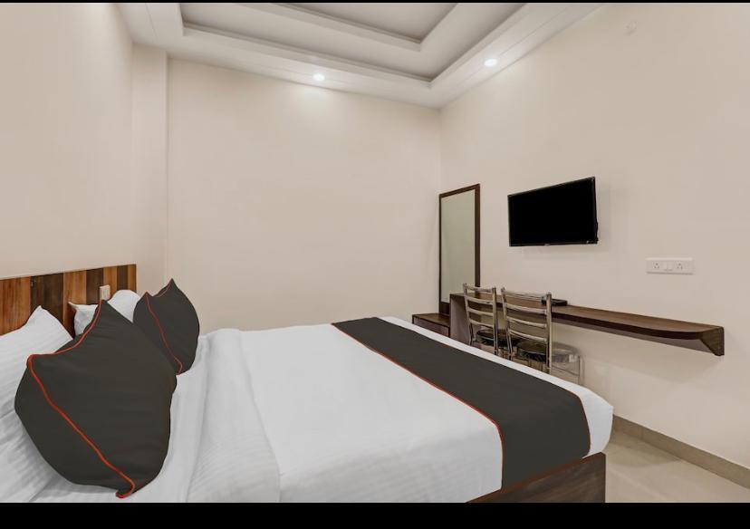 Лакхнау: Hotel Orchid