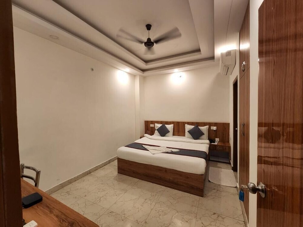 Лакхнау: Hotel Orchid