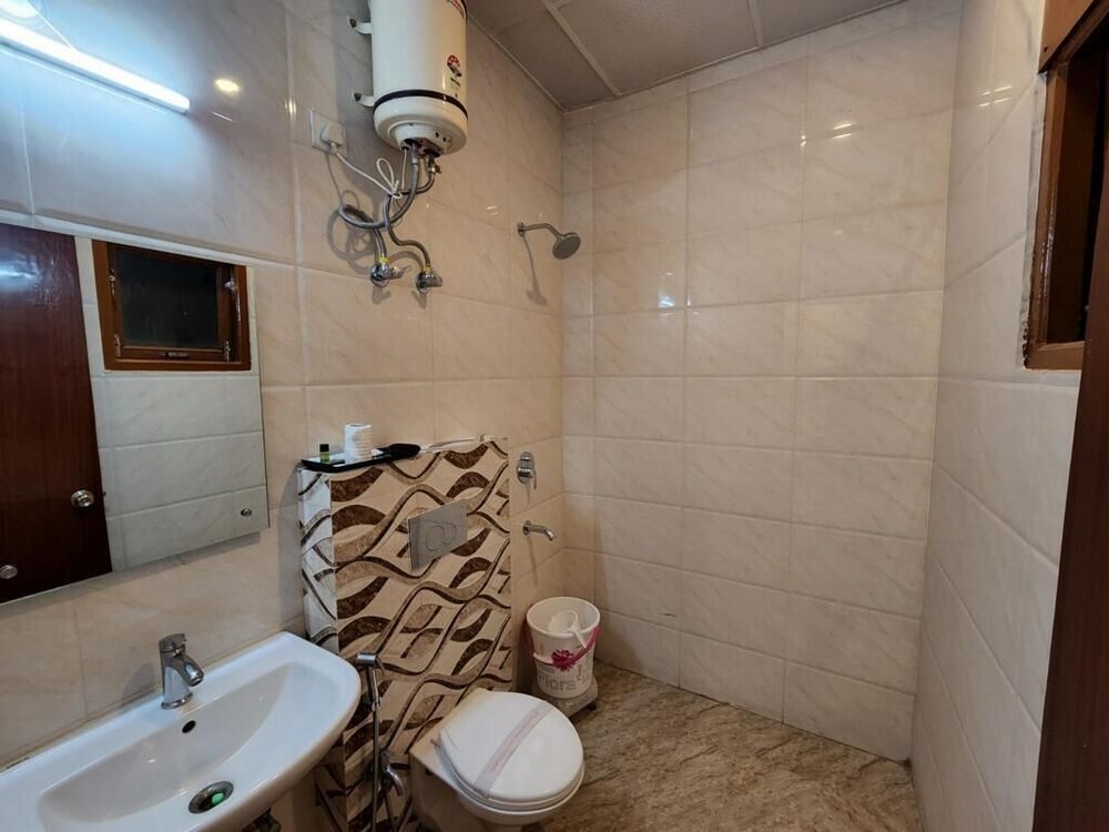 Лакхнау: Hotel Orchid