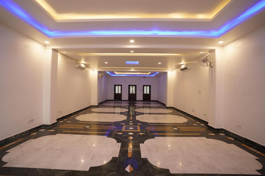 Лакхнау: Shakuntala Palace