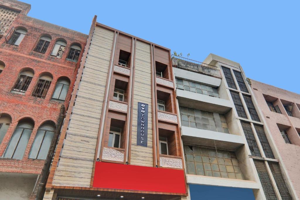 Лакхнау: OYO Townhouse 1101 Hotel H G