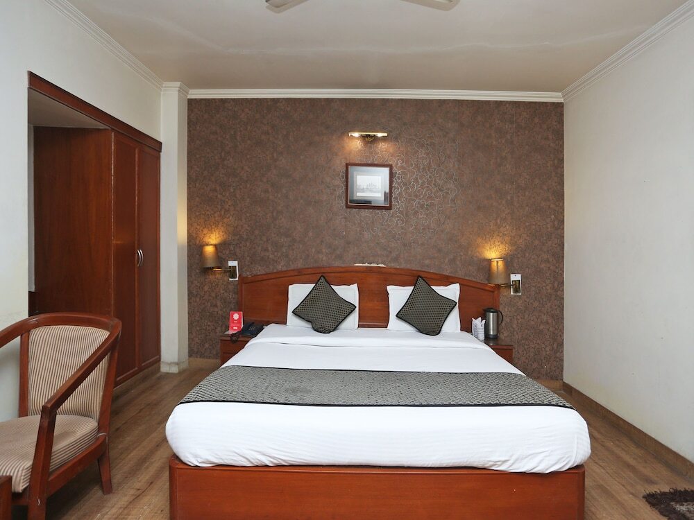 Лакхнау: Tekarees inn