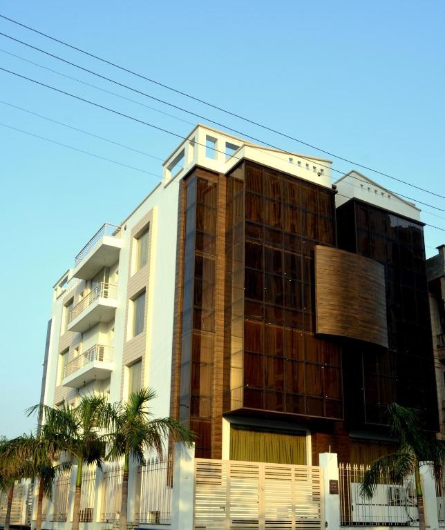 Нойда: Hotel Gaba Inn
