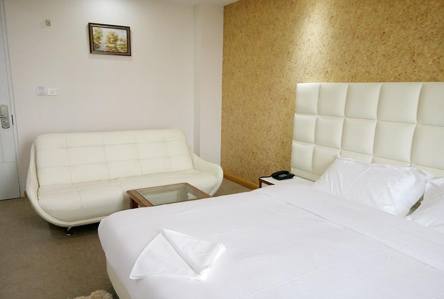 Нойда: Hotel Gaba Inn
