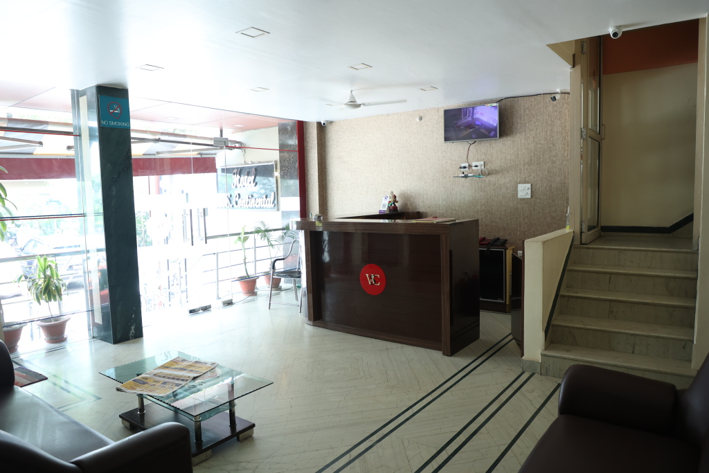 Лакхнау: Hotel V S Continental