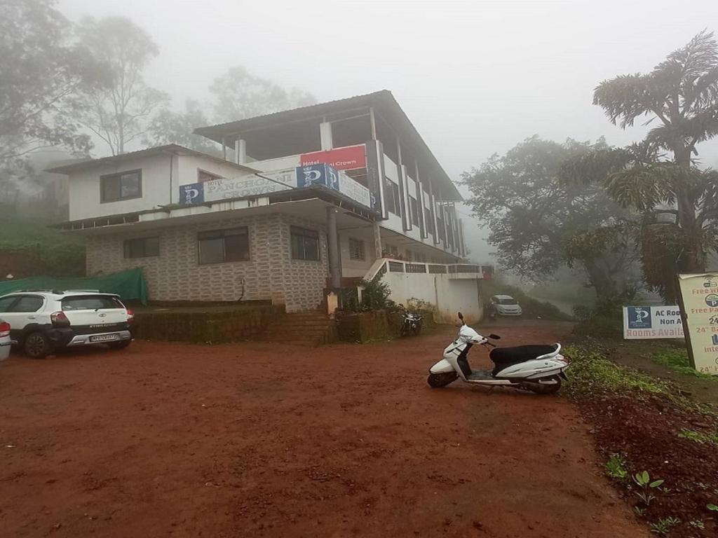 Олд-Махабалешвар: Hotel Panchgani Crown