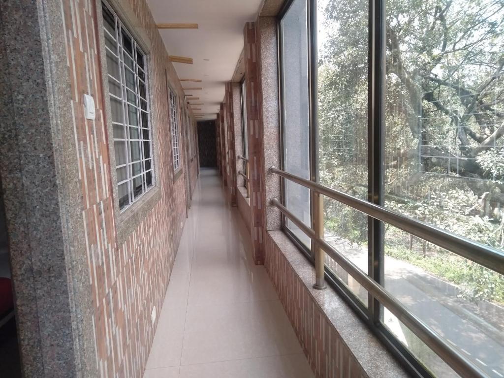 Олд-Махабалешвар: Hotel Panchgani Crown
