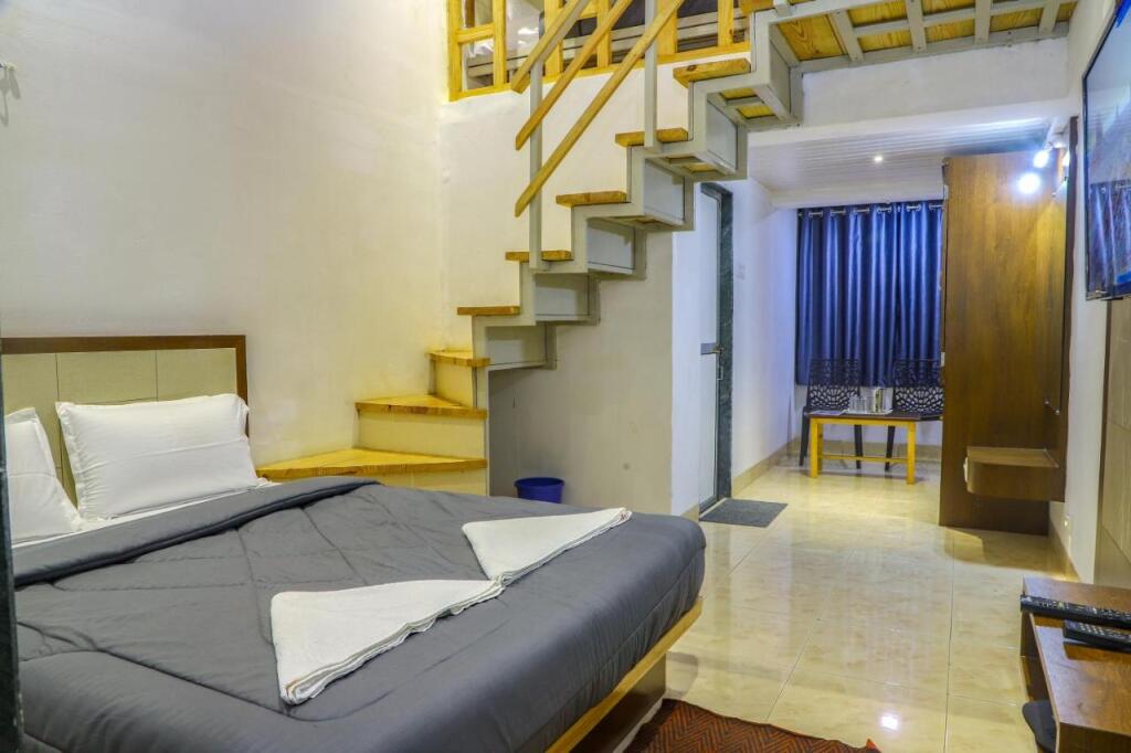 Олд-Махабалешвар: Hotel Pushkaraj