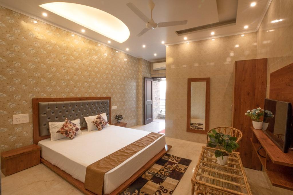 Ришикеш: Hotel Gangotri Plaza