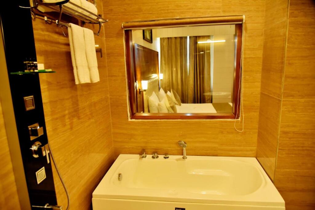 Ришикеш: Hotel Divine Lakshmi Ganga
