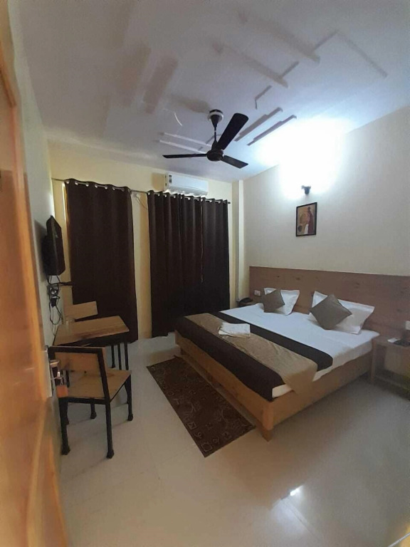 Ришикеш: Hotel Krishna Rishikesh