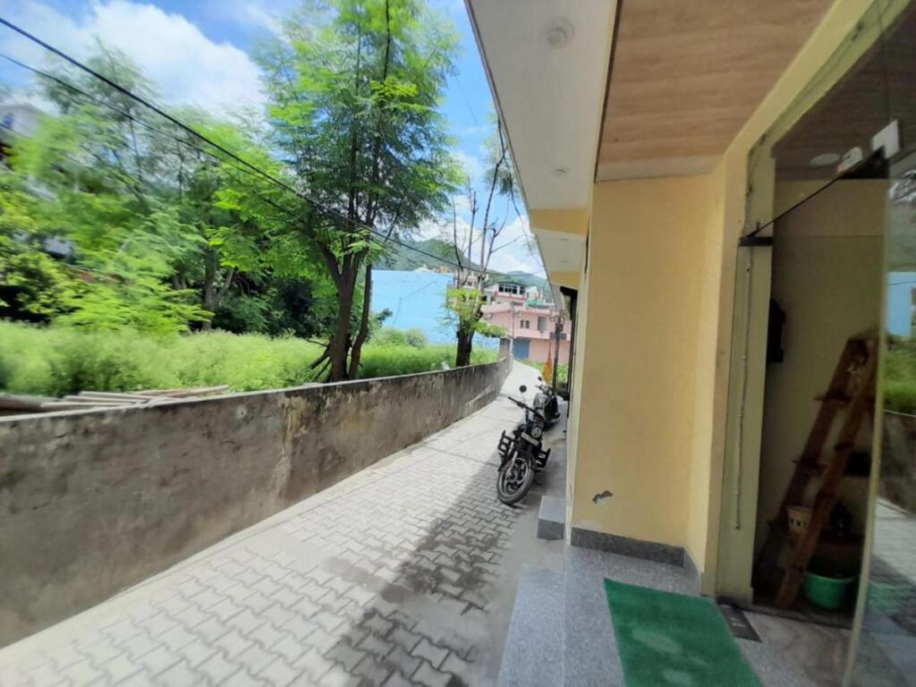 Ришикеш: Hotel Krishna Rishikesh