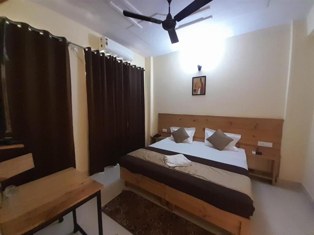 Ришикеш: Hotel Krishna Rishikesh