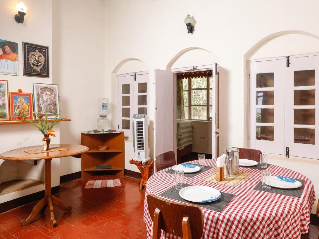 Кунур: Devashola Homestay