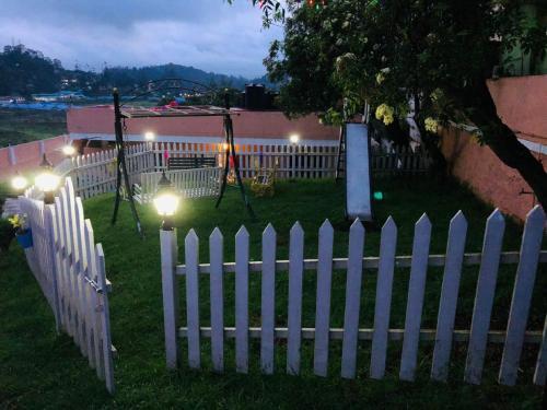 Ути: Saas Heritage Happy Stays