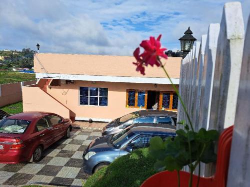 Ути: Saas Heritage Happy Stays