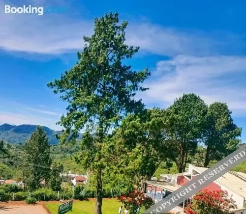 Котагири: Nilgiris Inn By Lexstays Kotagiri, Ooty