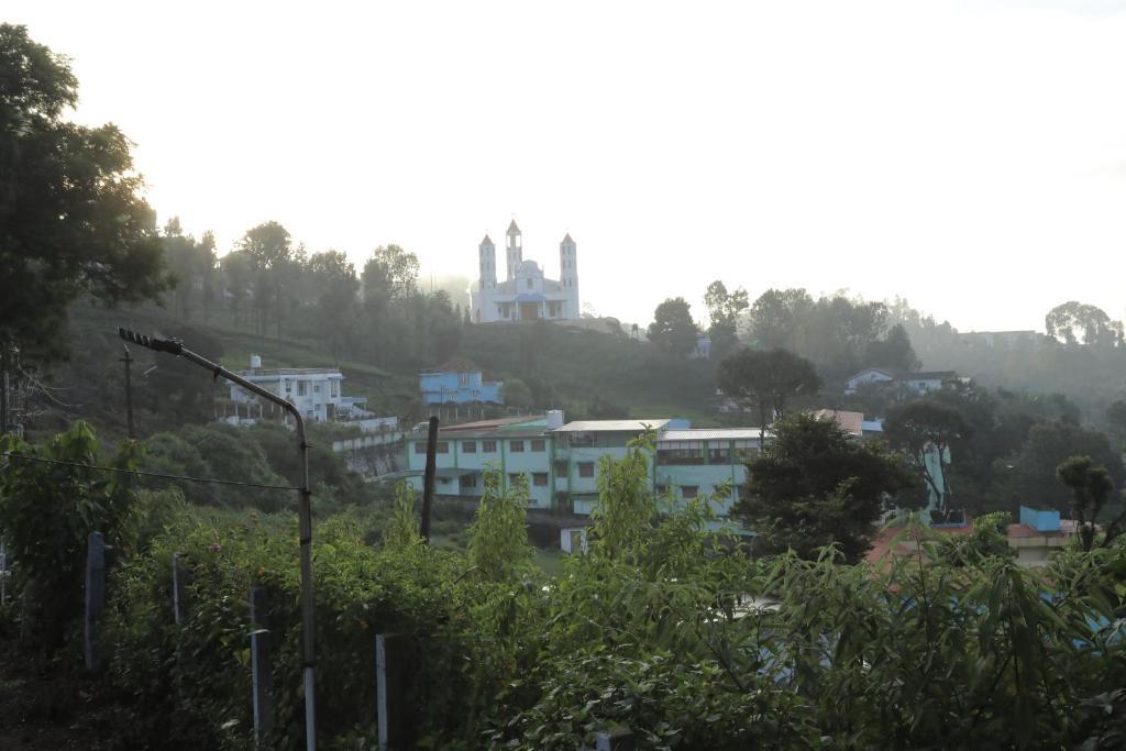 Nilgiris Inn By Lexstays Kotagiri, Ooty — фото 2
