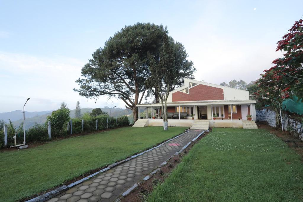 Котагири: Nilgiris Inn By Lexstays Kotagiri, Ooty