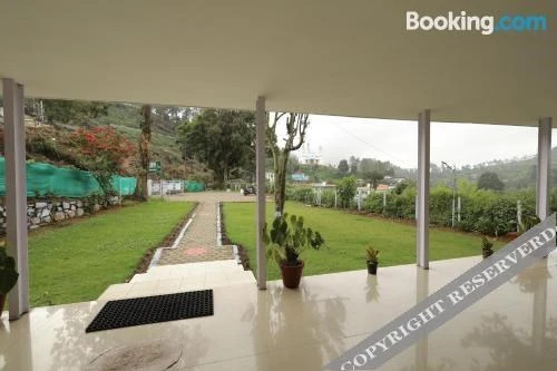 Котагири: Nilgiris Inn By Lexstays Kotagiri, Ooty