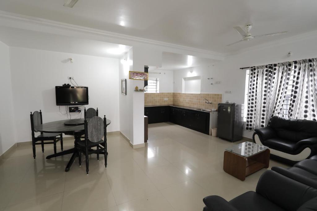 Ути: Vrb Premium Villa