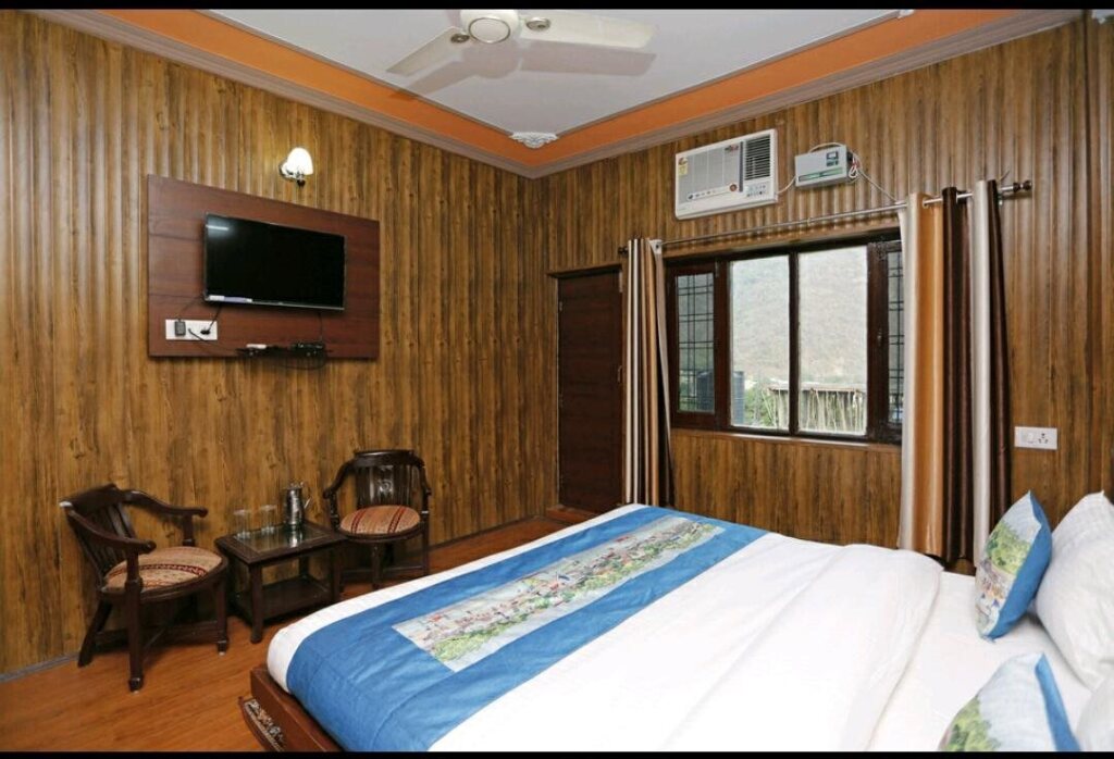 Ришикеш: Hotel Shivaay Paradise