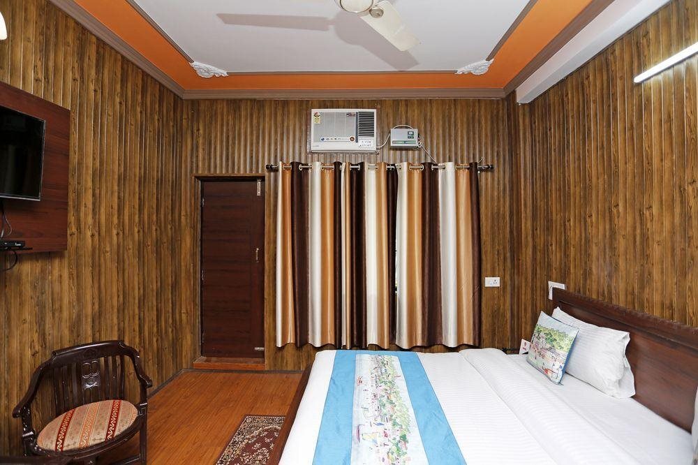 Ришикеш: Hotel Shivaay Paradise