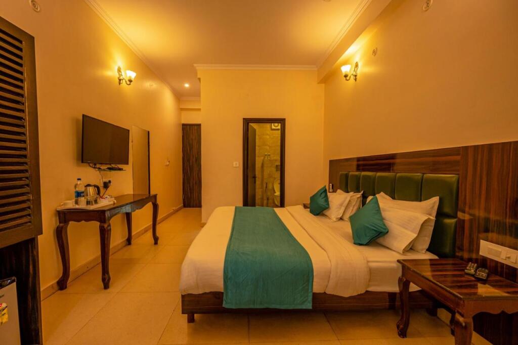 Ришикеш: Rishikesh Grand