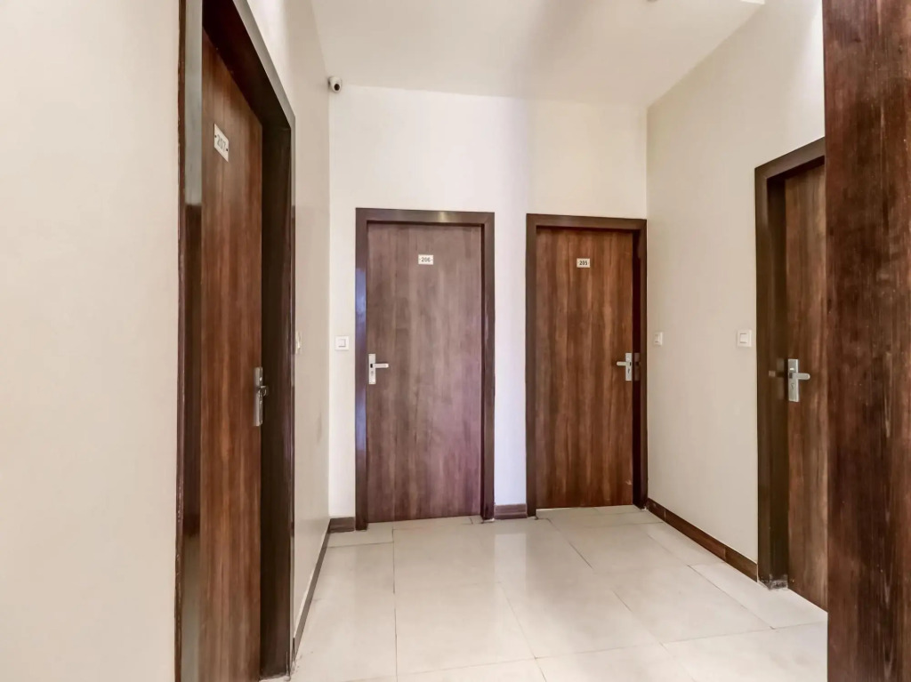 Амритсар: Capital O 85633 Hotel City Inn