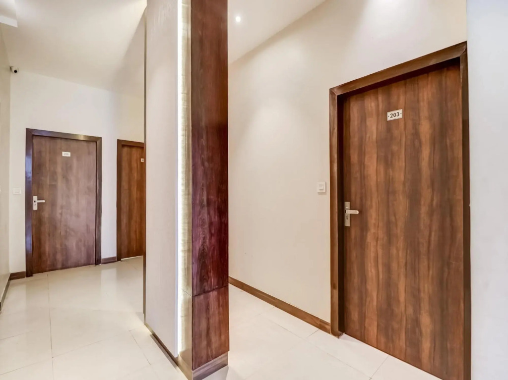 Амритсар: Capital O 85633 Hotel City Inn