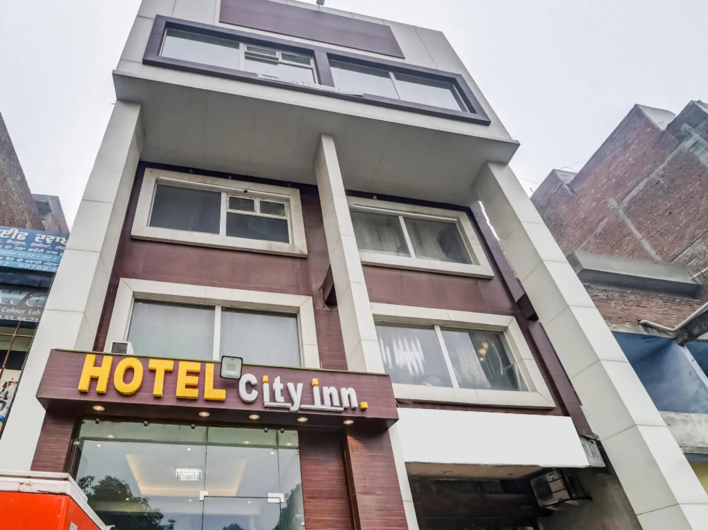 Амритсар: Capital O 85633 Hotel City Inn