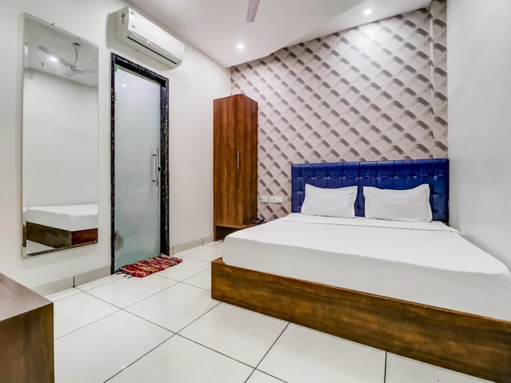 Амритсар: Capital O 85633 Hotel City Inn