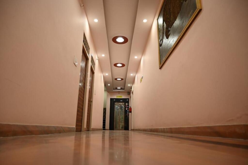 Бахадрабад: Hotel Kedar Ganga