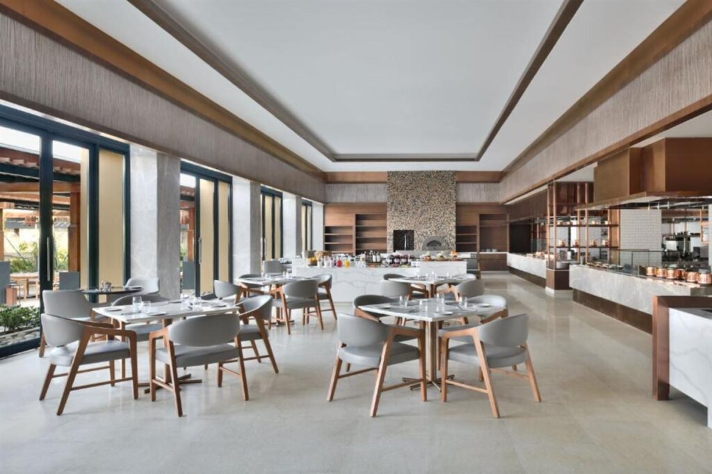 Нарендранагар: The Westin Resort & Spa, Himalayas