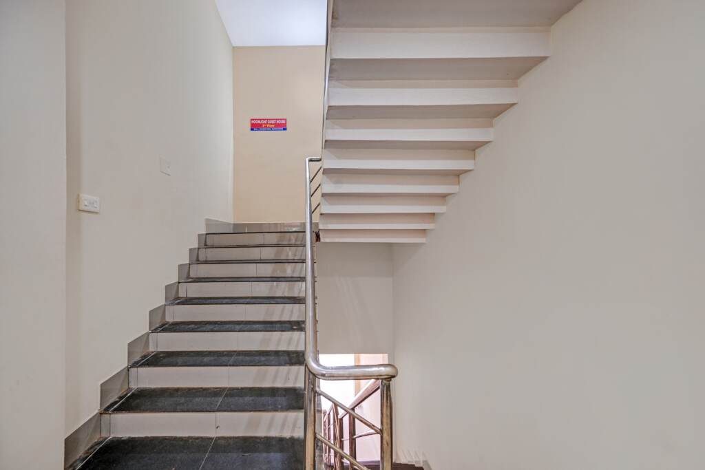 Бхубанешвар: Hotel O Moonlight Guest House
