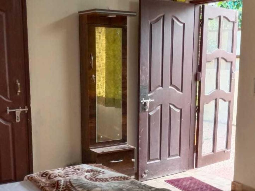 Дехрадун: Oyo Home 92096 Youphoria
