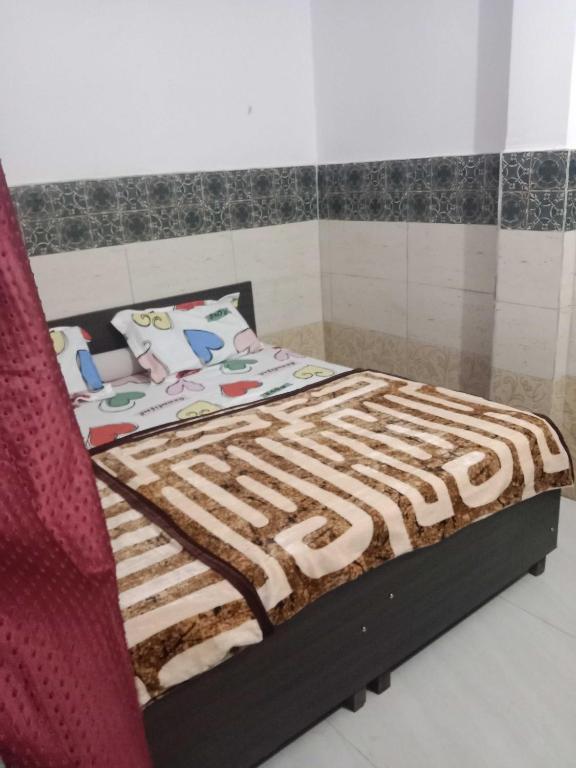 Большая Нойда: Spot On 92658 Tannu Guest House