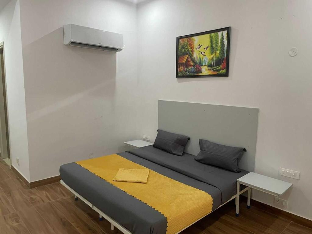 Гуруграм: Oyo Hotel Daffodils Inn Near Omaxe Celebration Mall