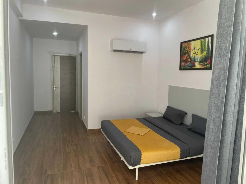 Гуруграм: Oyo Hotel Daffodils Inn Near Omaxe Celebration Mall