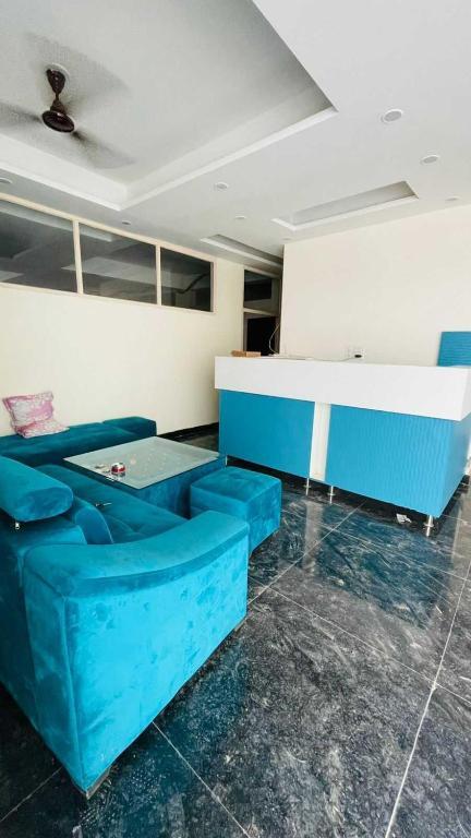 Гуруграм: Oyo 92377 Rsk Crown Plaza