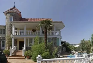 Гурзуф: Меблированные комнаты Снегири