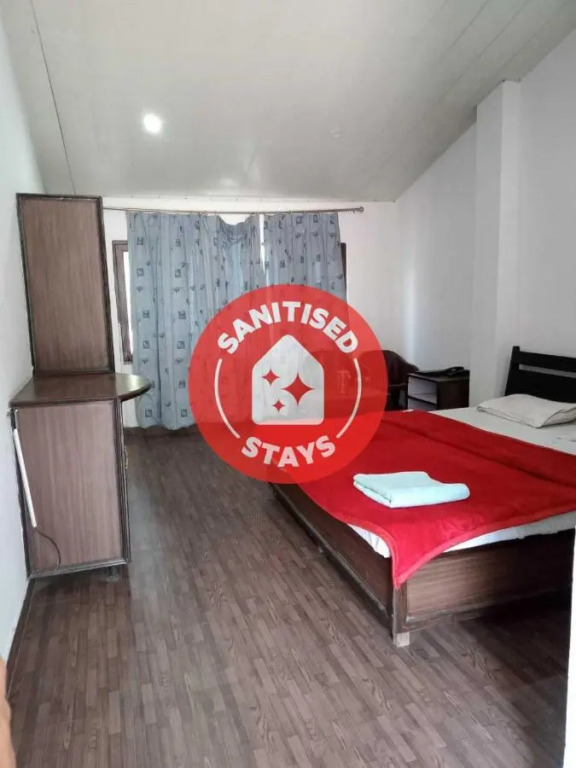 Бхунтар: Spot On Hotel Rudra