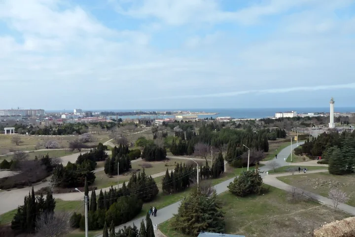 Севастополь: Gostevye nomera v gostinichnom komplekse «Park-Otel»