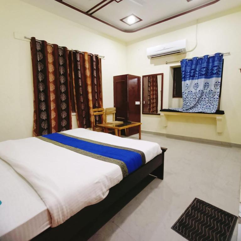 OYO 85806 Couple Cool  Dessert Camp — фото 2