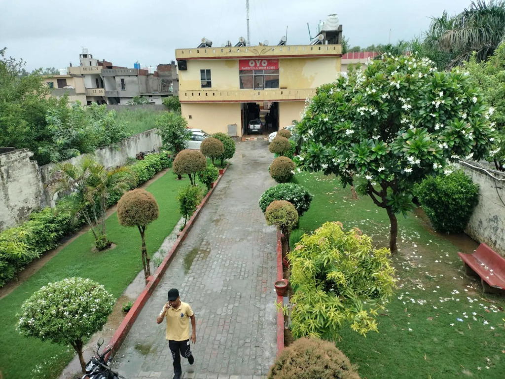 Джаландхар: Oyo 92004 Rajeev Pg Guest House