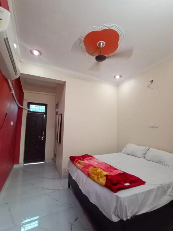 Джуси: OYO 88148 Ansuiya Guest House