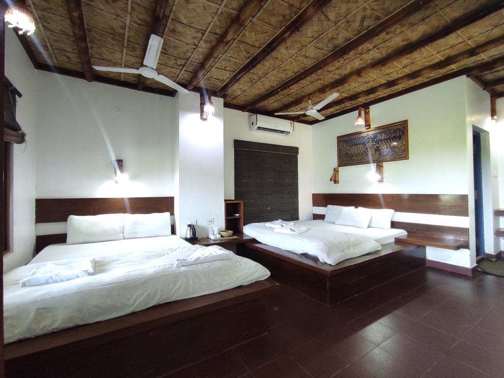 Джиоти Гаон: Homocation Sikhiri Cottages