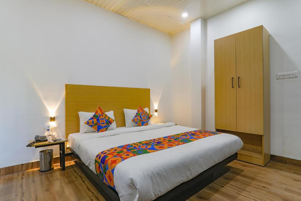 Канпур: OYO Townhouse 703 Super-3 Govind Nagar