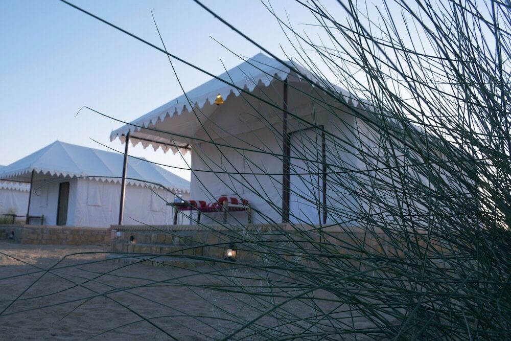Кхури: Sangram Desert Camp